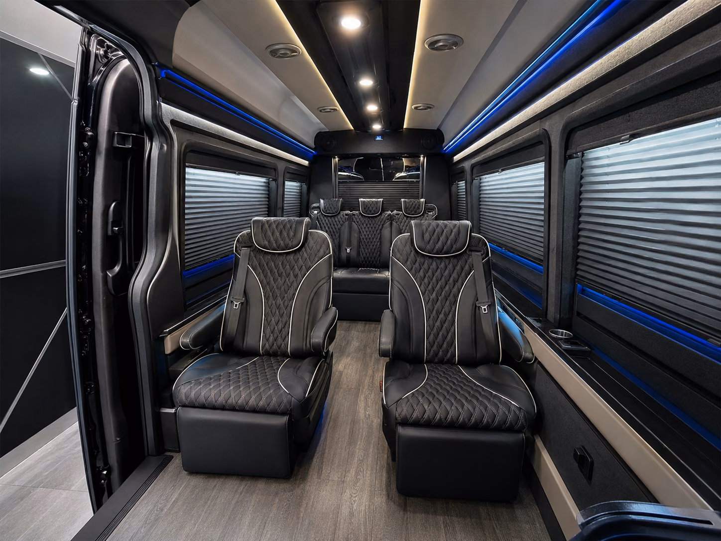 this is the easiest way to arrange group airport transfers for tournaments and events