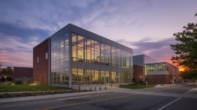 the renaissance centre for the arts